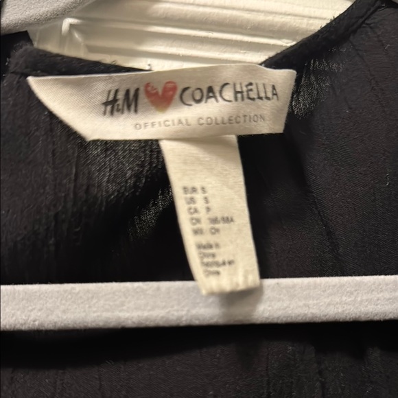 H&M Coachella Black Festival Kimono - Picture 2 of 3